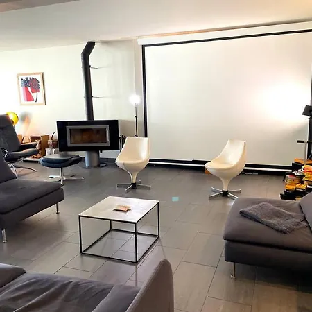 Le Loft Cinema Apartment Concarneau